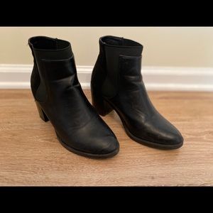 ITALIAN Plinkie Black Faux Leather Booties
